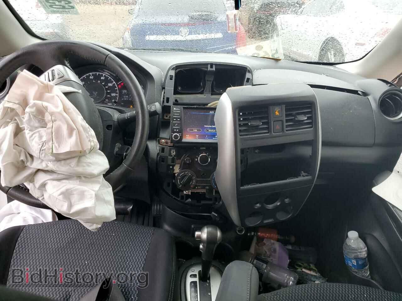 2019 NISSAN VERSA - VIN: 3N1CE2CP7KL354027 - Фото 8