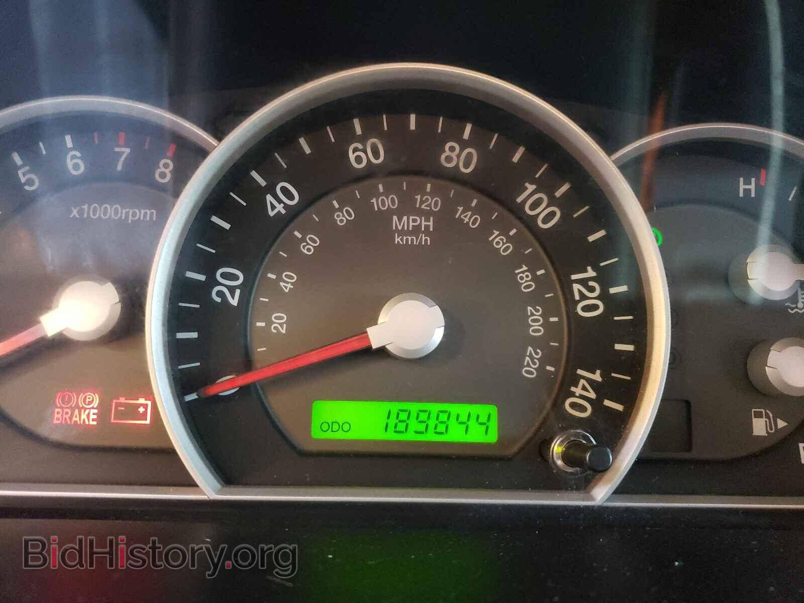 2007 KIA SORENTO - VIN: KNDJD736X75714233 - Фото 8
