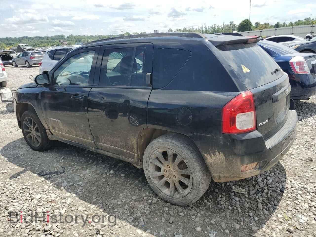 2012 JEEP COMPASS - VIN: 1C4NJDEB7CD676432 - Photo 2