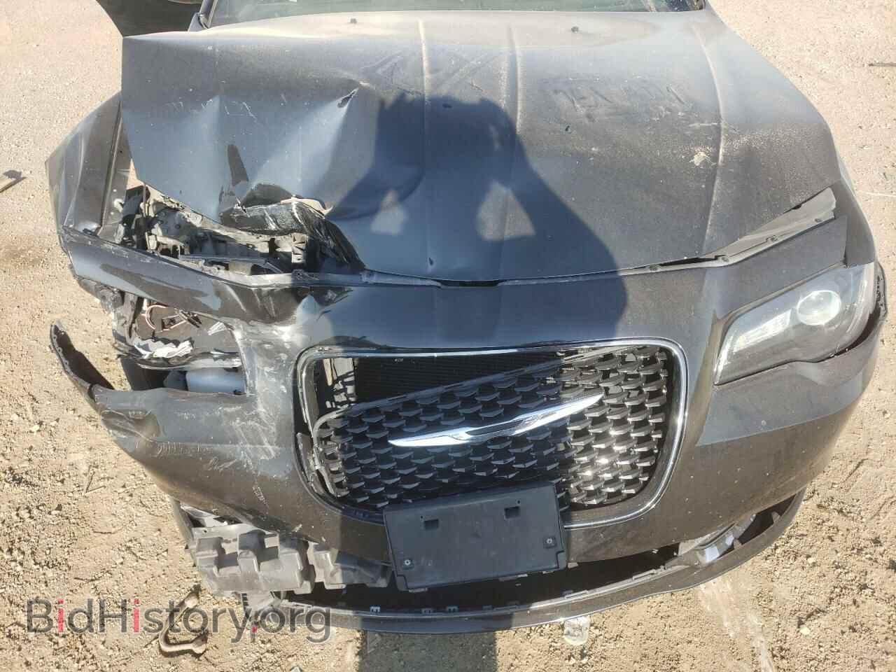 2019 CHRYSLER 300 - VIN: 2C3CCAGG0KH569740 - Фото 11