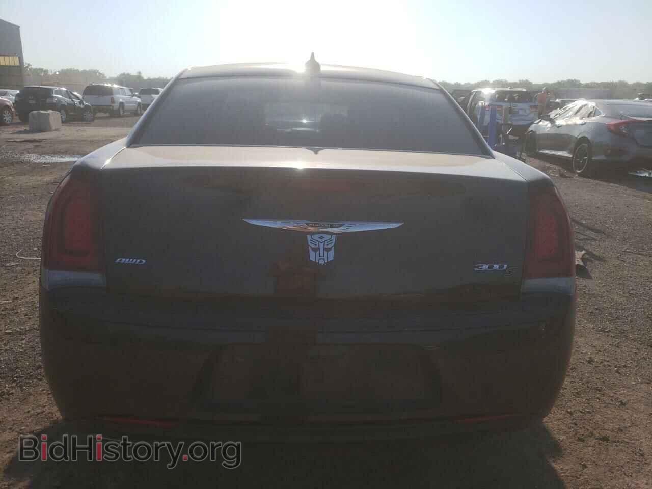 2019 CHRYSLER 300 - VIN: 2C3CCAGG0KH569740 - Фото 6