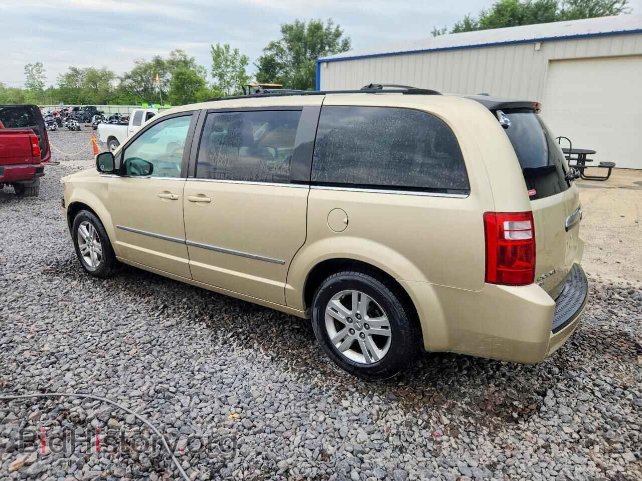 2010 DODGE CARAVAN - VIN: 2D4RN5DX2AR446612 - Photo 2