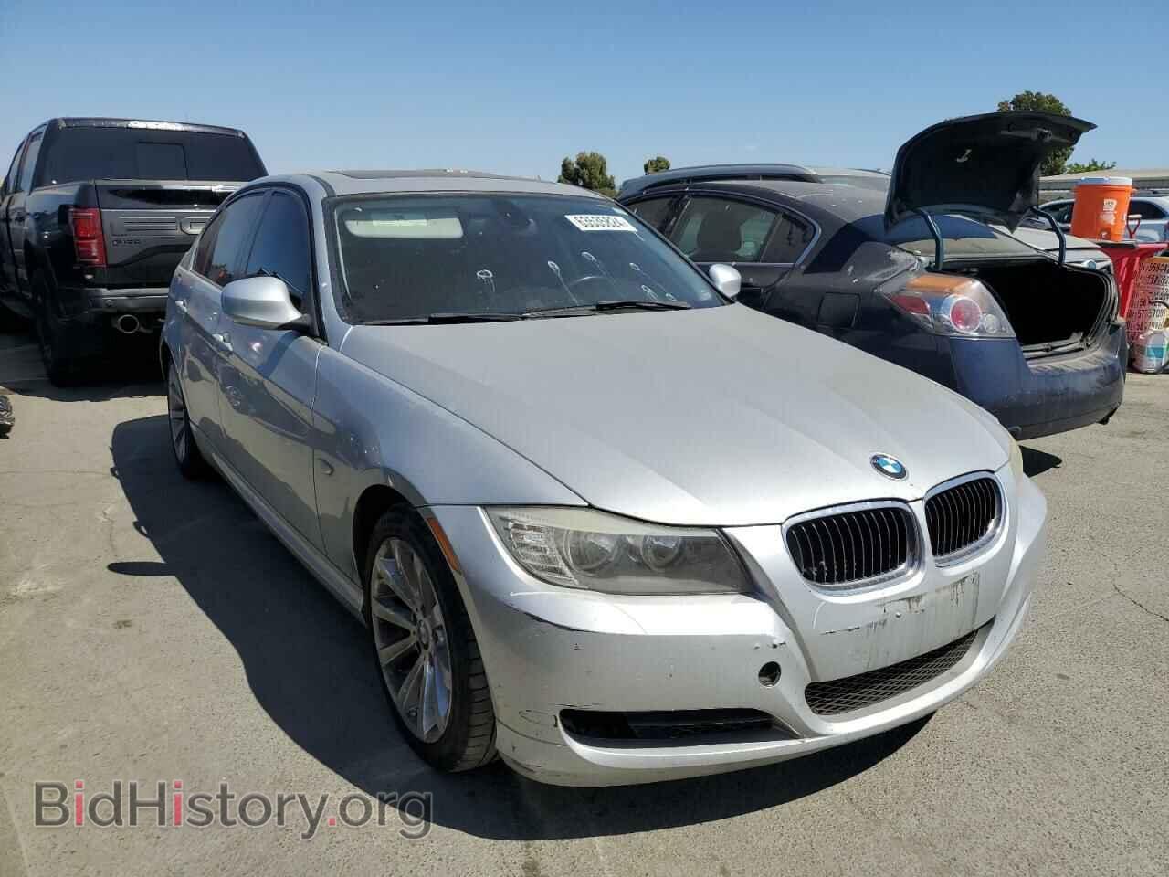 2011 BMW 3 SERIES - VIN: WBAPH5C55BF093364 - Фото 4