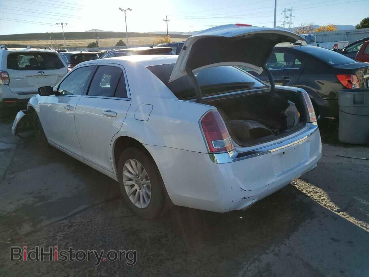 2013 CHRYSLER 300 - VIN: 2C3CCAAG2DH690961 - Фото 3