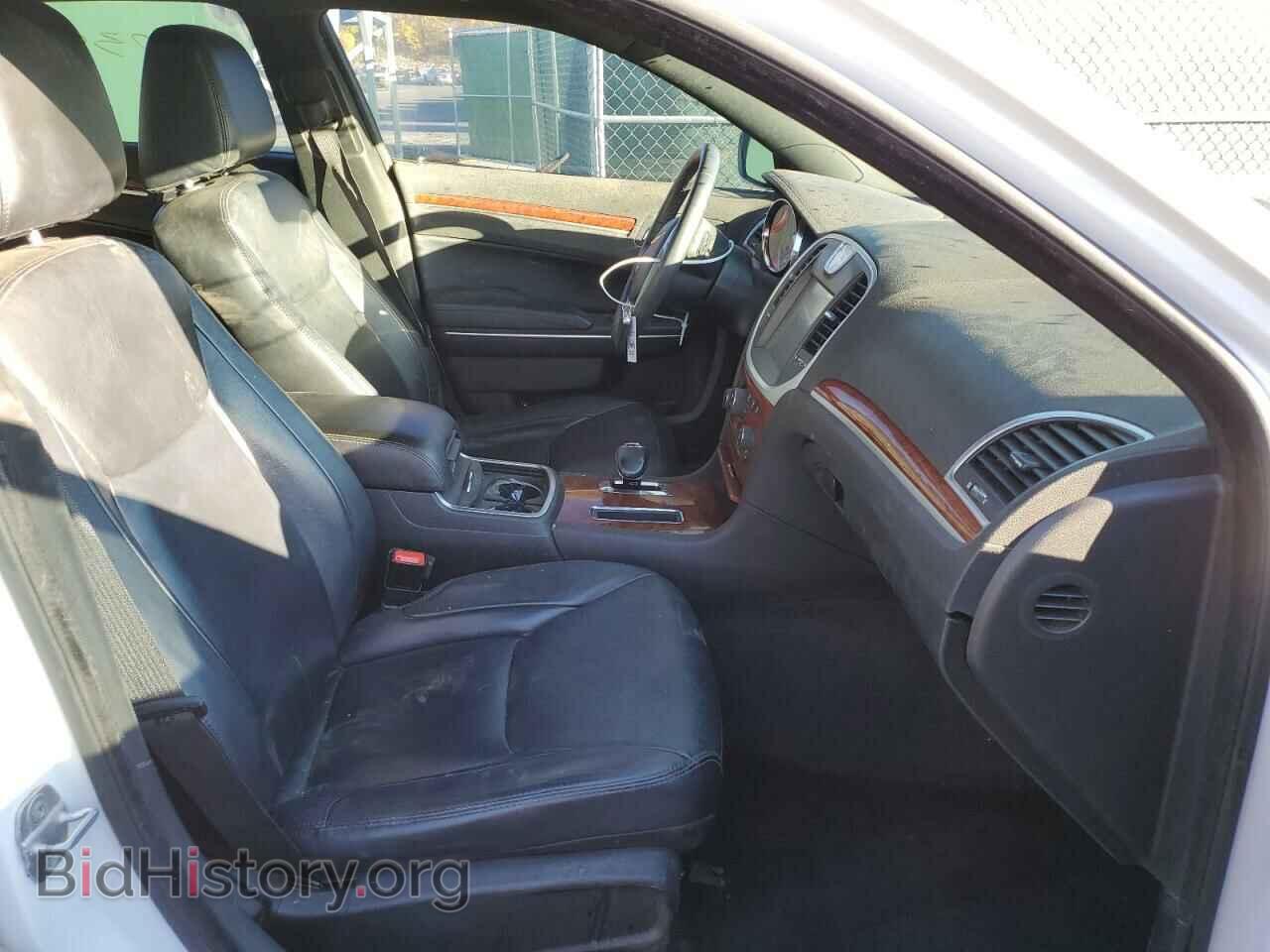 2013 CHRYSLER 300 - VIN: 2C3CCAAG2DH690961 - Фото 5