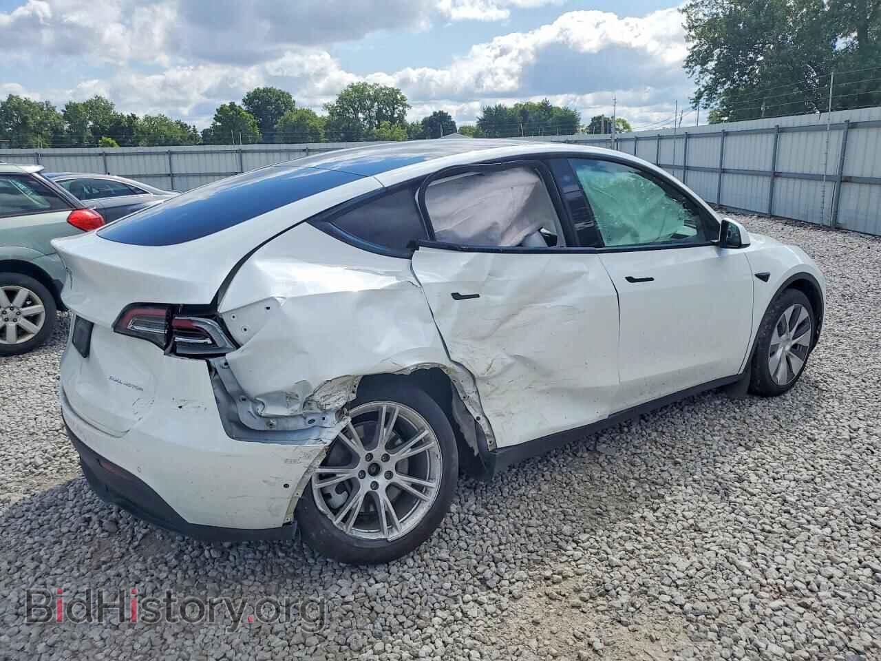 2022 TESLA MODEL Y - VIN: 7SAYGDEE0NF310820 - Photo 3