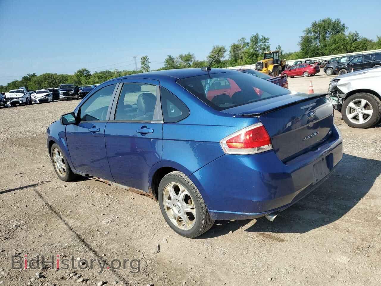 2009 FORD FOCUS - VIN: 1FAHP36NX9W161880 - Фото 2