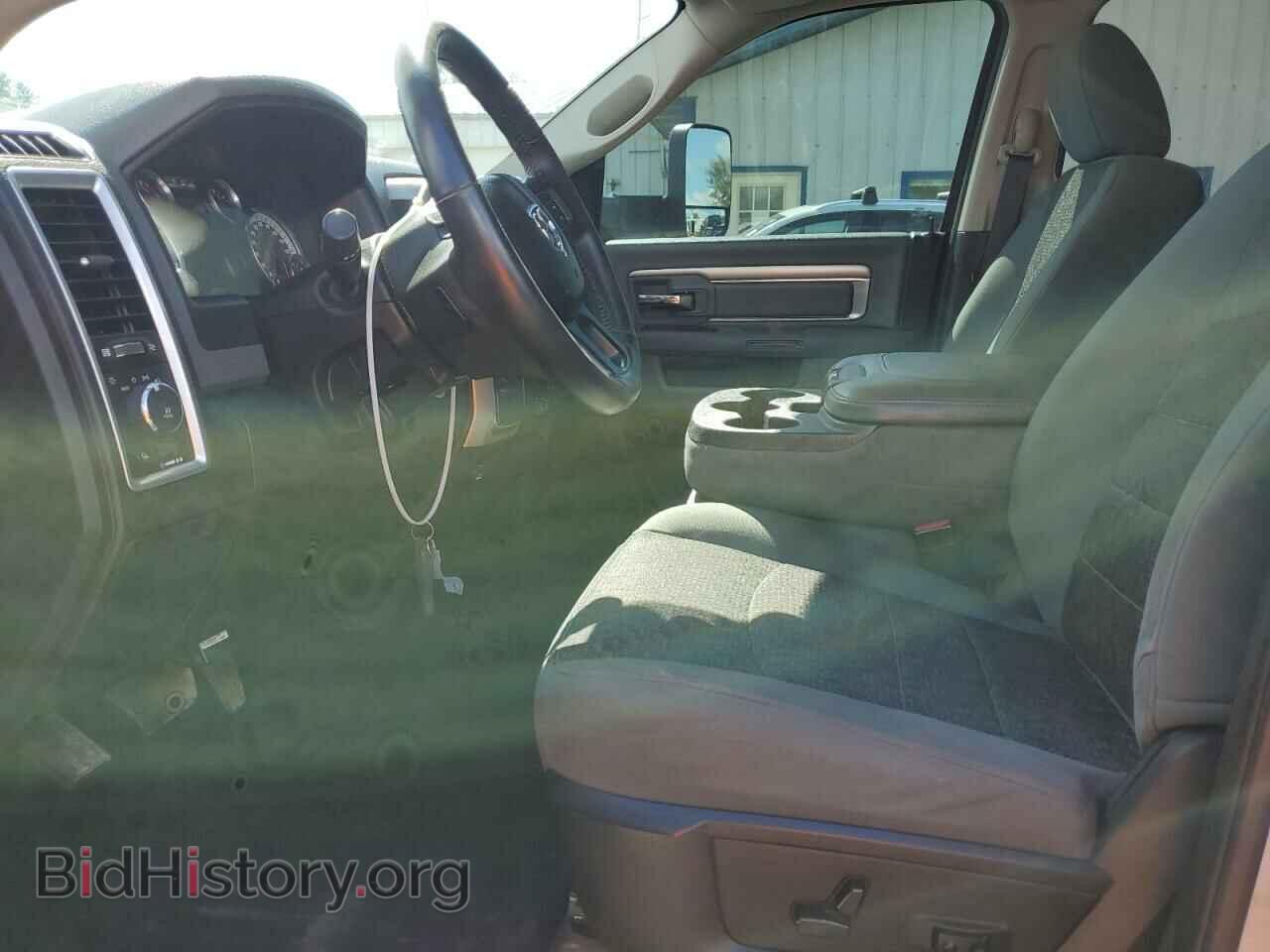 2017 RAM All Models - VIN: 3C6UR5ML8HG657278 - Photo 7