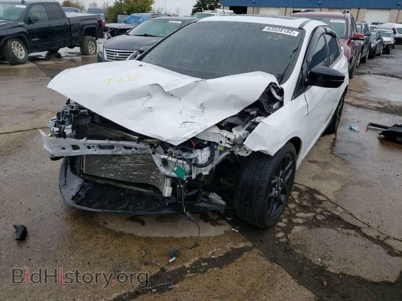 2017 FORD FOCUS - VIN: 1FADP3M25HL200303 - Фото 2