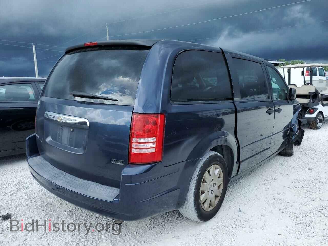 2008 CHRYSLER MINIVAN - VIN: 2A8HR44H28R842039 - Фото 4