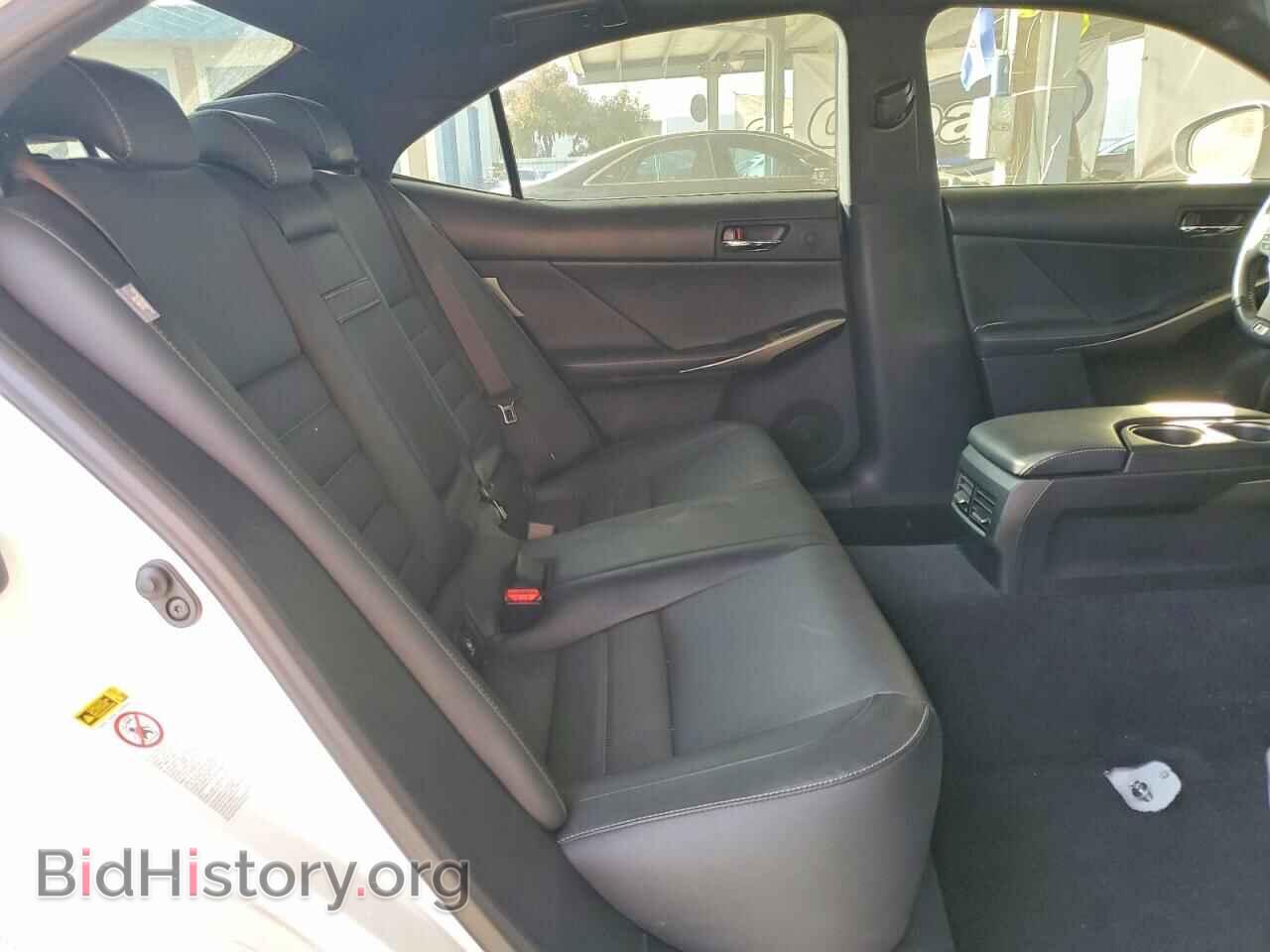 2015 LEXUS IS - VIN: JTHBE1D28F5019353 - Photo 10