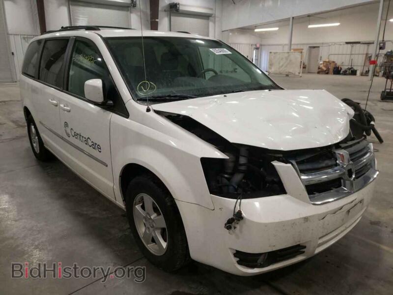 2010 Dodge CARAVAN Grand Cara (VIN 2D4RN5D18AR412556) — фото 1 из 10, Copart, повреждение: передняя часть