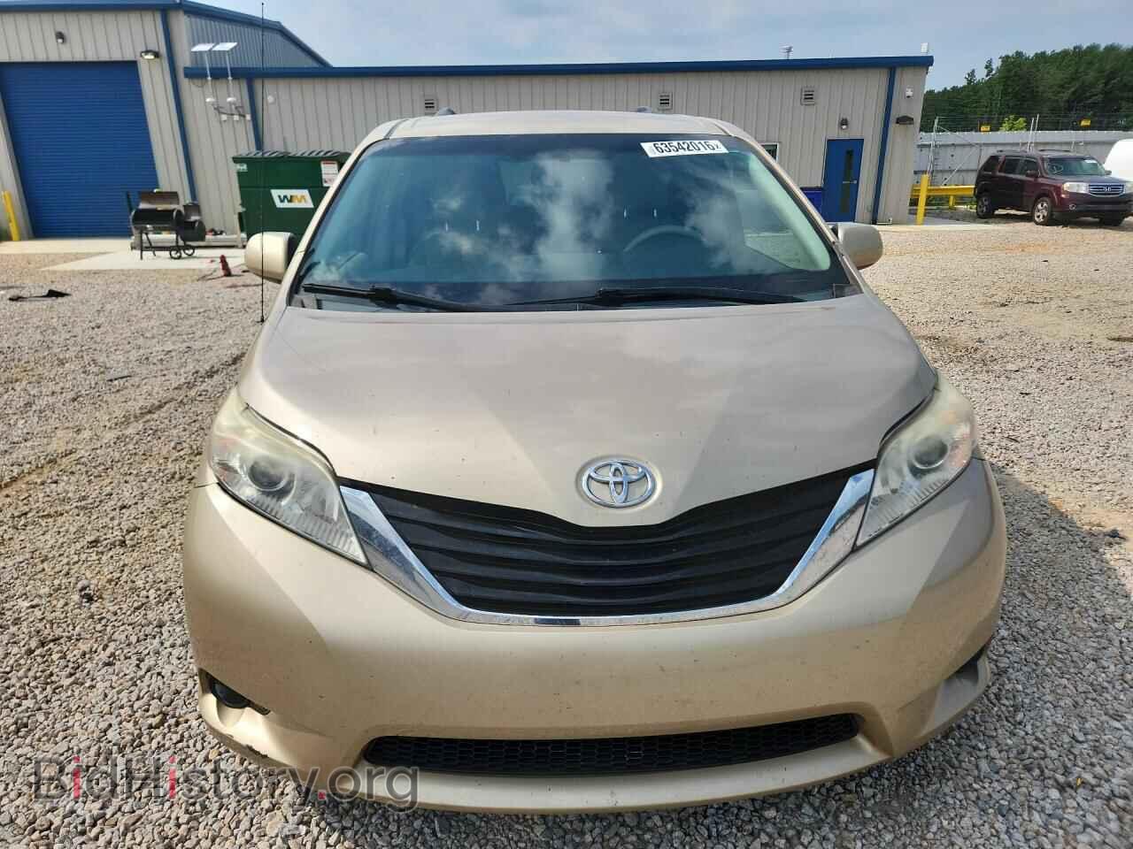 2011 TOYOTA SIENNA - VIN: 5TDKK3DC6BS066934 - Фото 5