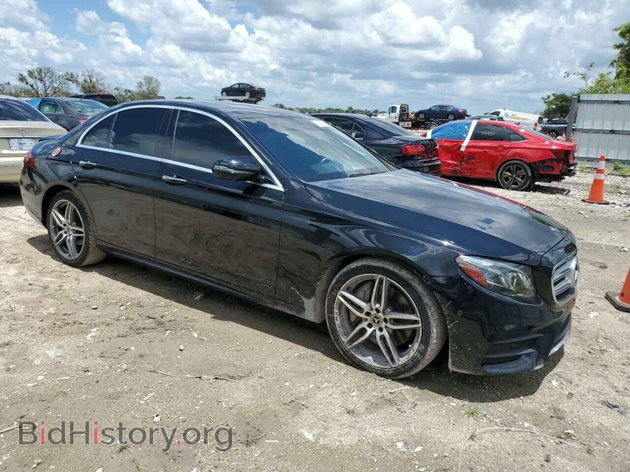 2019 MERCEDES-BENZ E-CLASS - VIN: WDDZF4JB2KA558190 - Фото 4