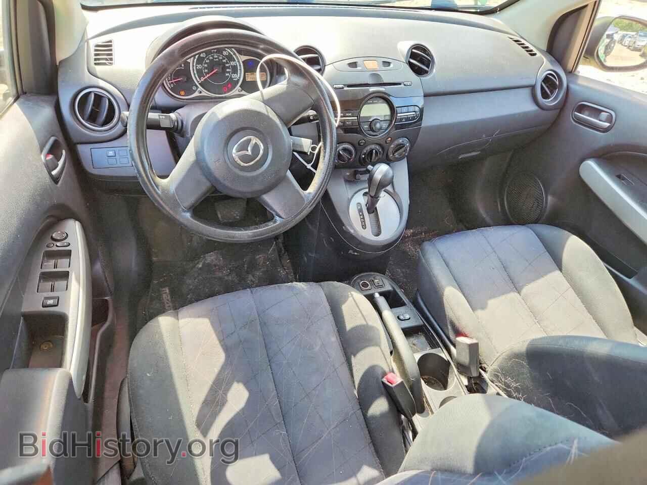 2013 Mazda 2 (VIN JM1DE1KY6D0157100) — фото 8 из 13