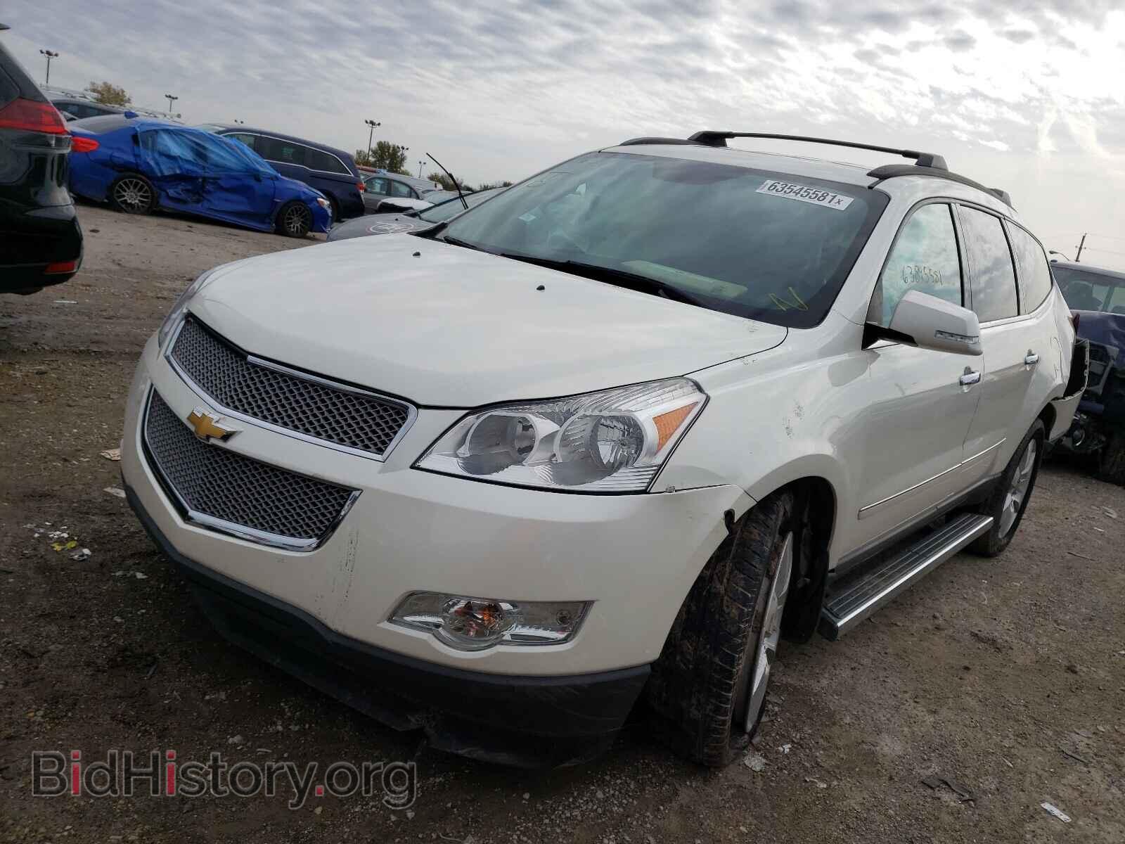 2012 CHEVROLET TRAVERSE - VIN: 1GNKRLED7CJ202965 - Фото 2