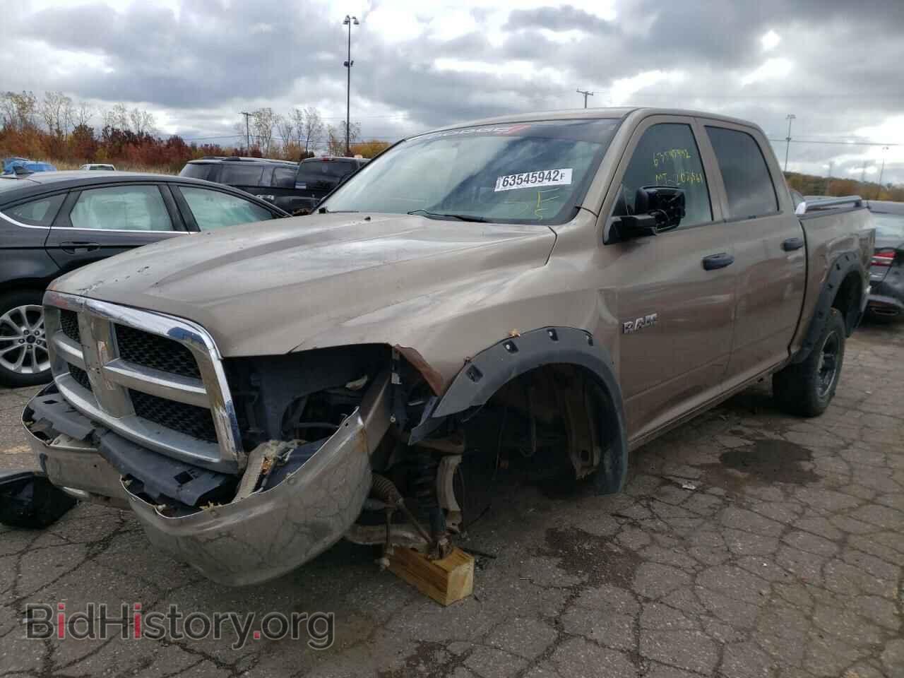2010 DODGE RAM 1500 - VIN: 1D7RV1CP2AS210845 - Фото 2