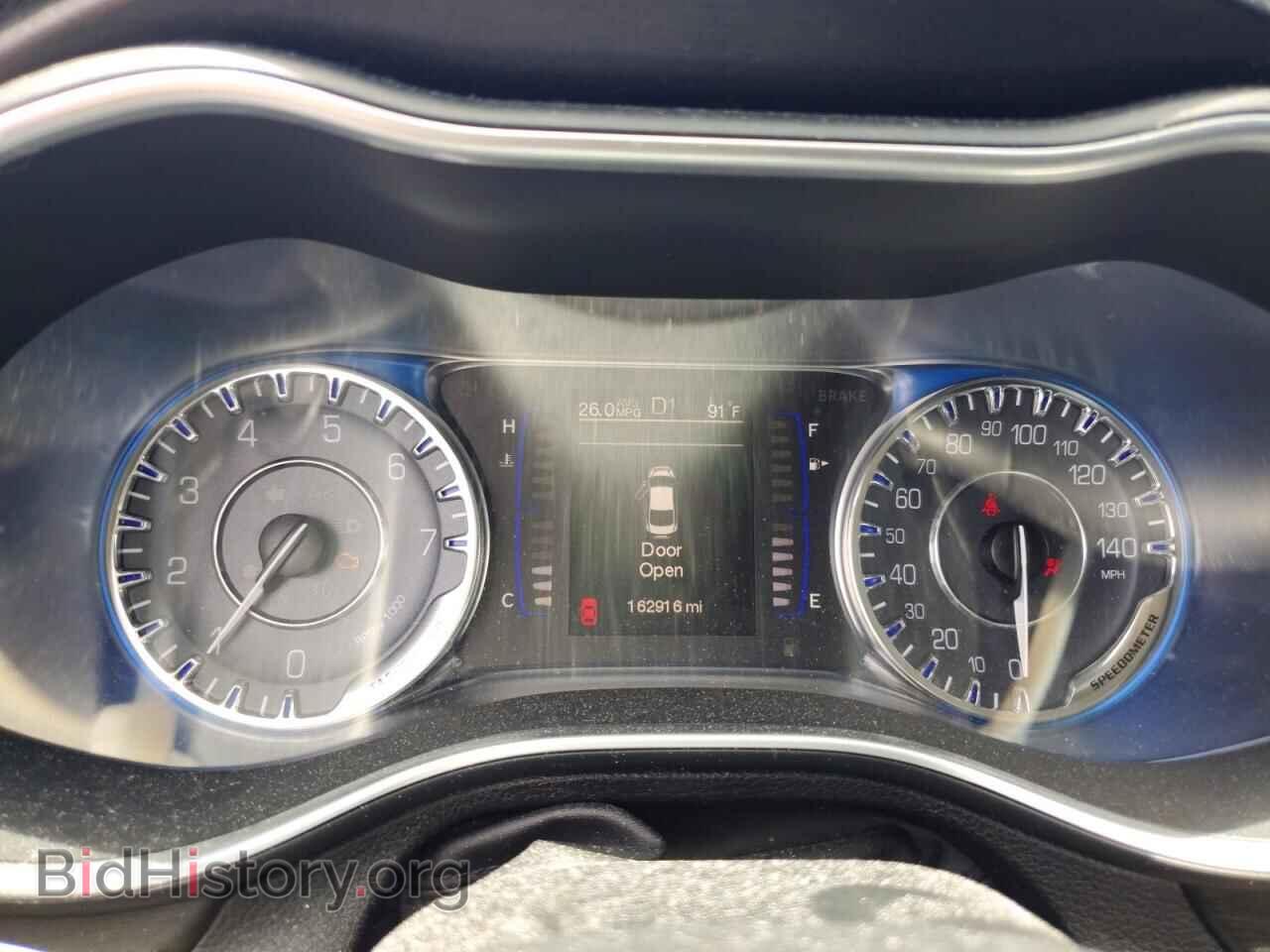 2015 CHRYSLER 200 - VIN: 1C3CCCABXFN714045 - Фото 9