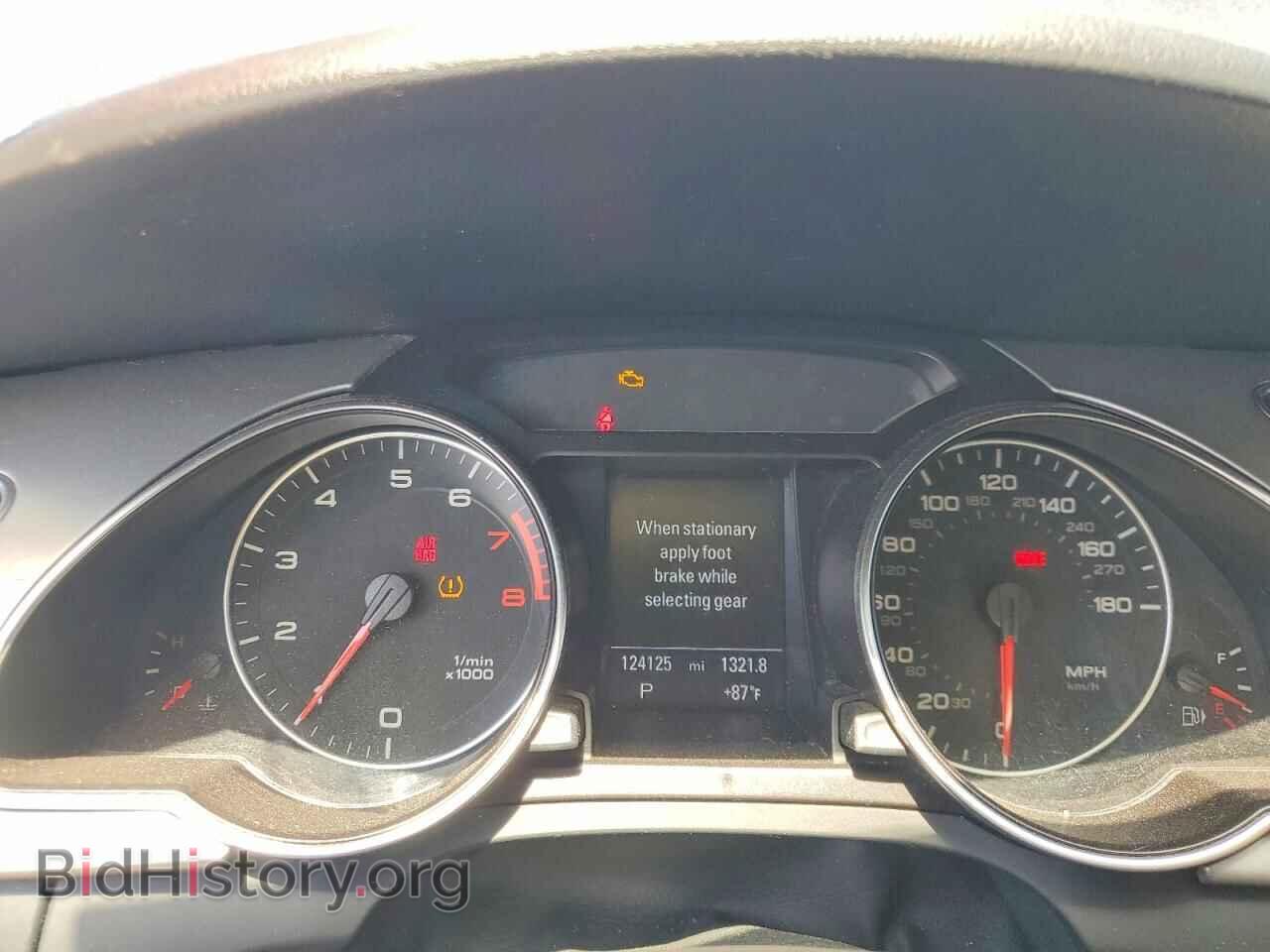 2010 AUDI A5 - VIN: WAULFAFR6AA084924 - Фото 9