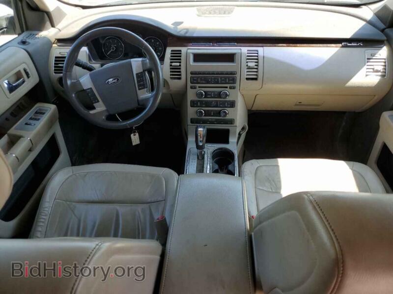 2011 Ford FLEX (VIN 2FMGK5CC2BBD34183) — photo 8 of 12