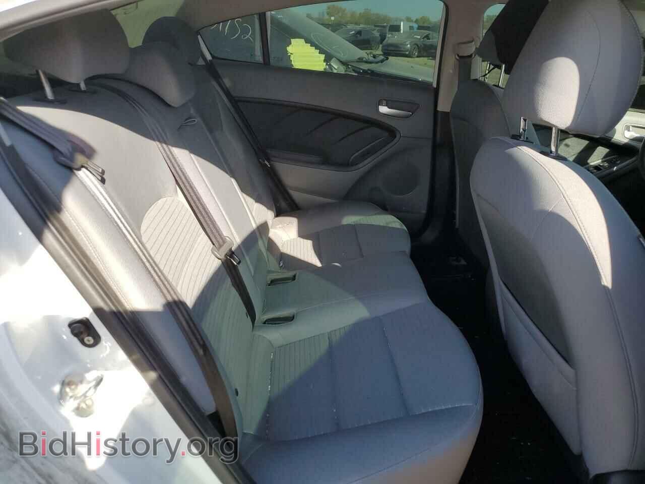 2017 KIA FORTE - VIN: 3KPFL4A76HE059111 - Фото 6