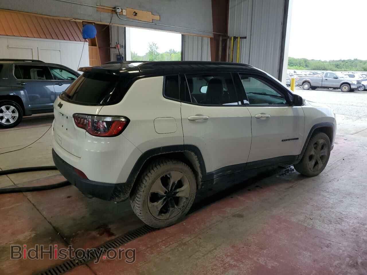 2019 JEEP COMPASS - VIN: 3C4NJDBB1KT630429 - Фото 3