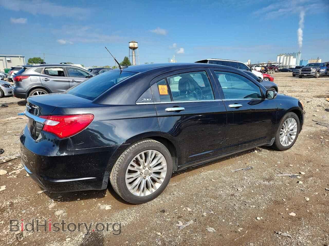 2011 CHRYSLER 200 - VIN: 1C3BC2FG6BN517927 - Photo 3