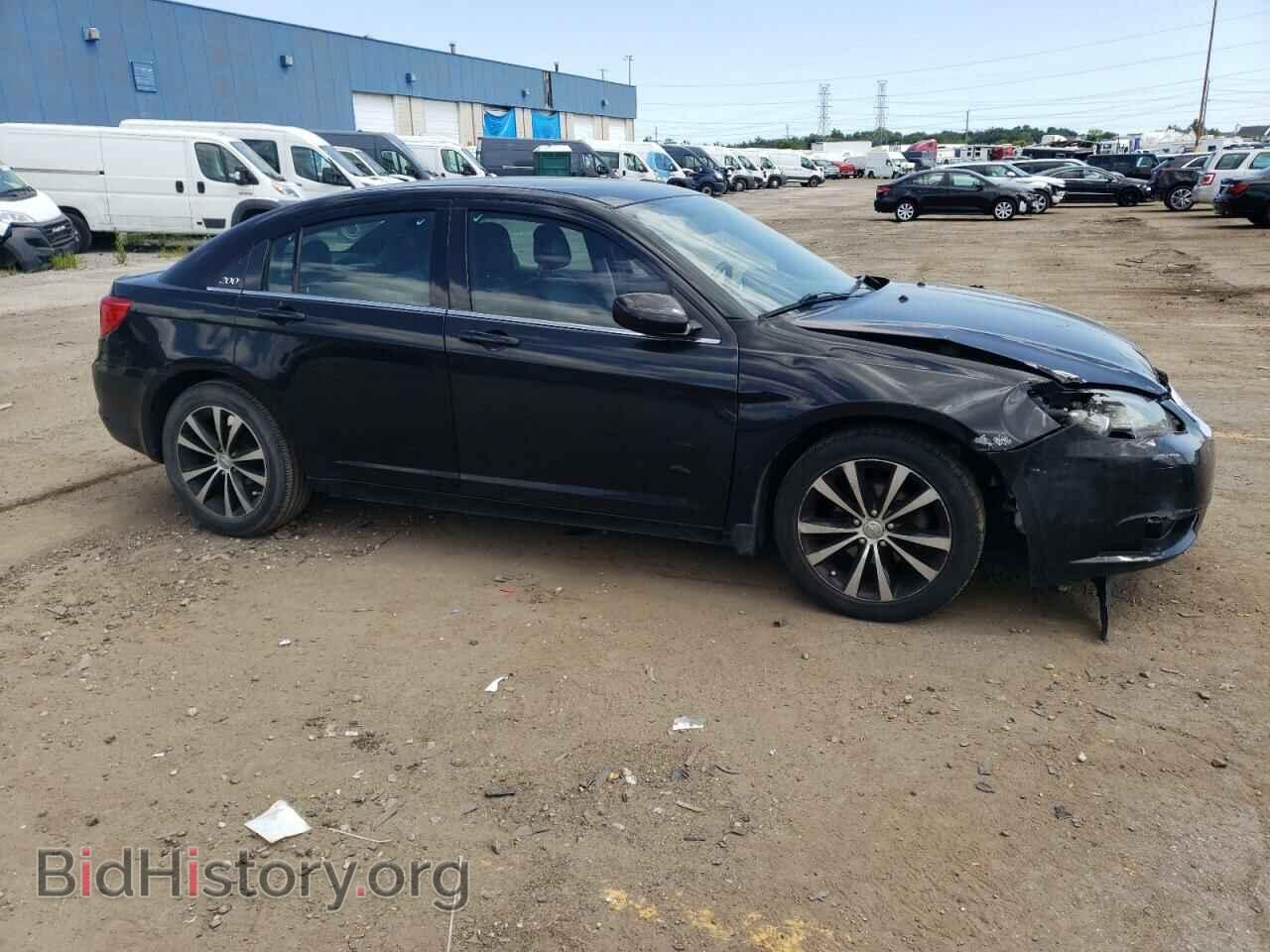 2013 CHRYSLER 200 - VIN: 1C3CCBBG2DN716647 - Фото 4