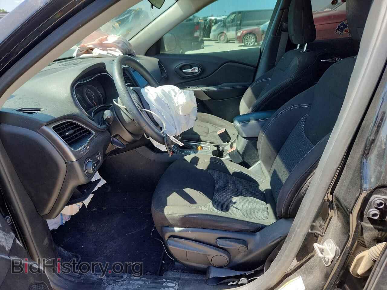 2019 JEEP CHEROKEE - VIN: 1C4PJLCB0KD392855 - Фото 7
