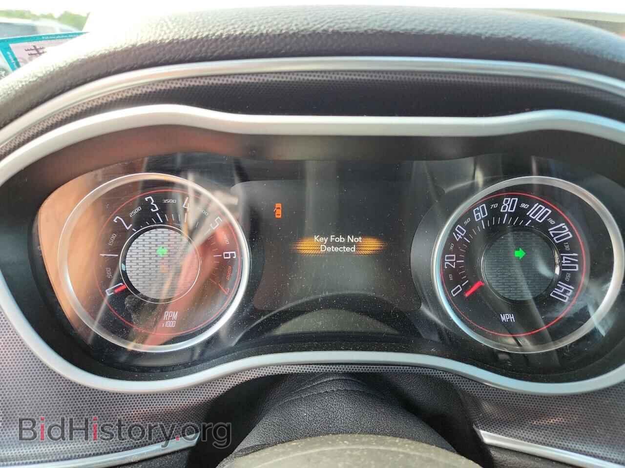 2017 DODGE CHALLENGER - VIN: 2C3CDZAGXHH626166 - Фото 9