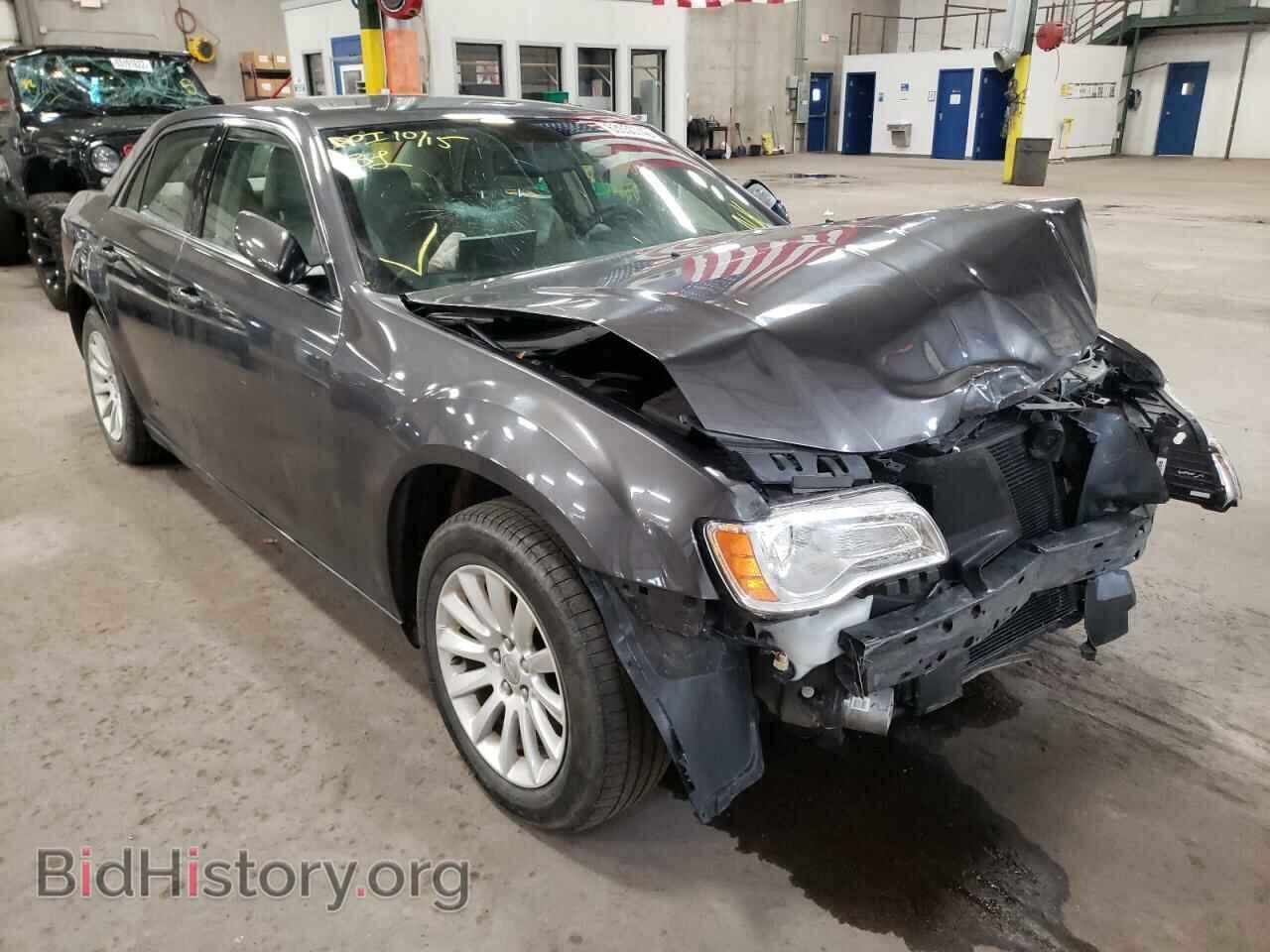 Фотография 2C3CCAAG0EH175409 - CHRYSLER 300 2014