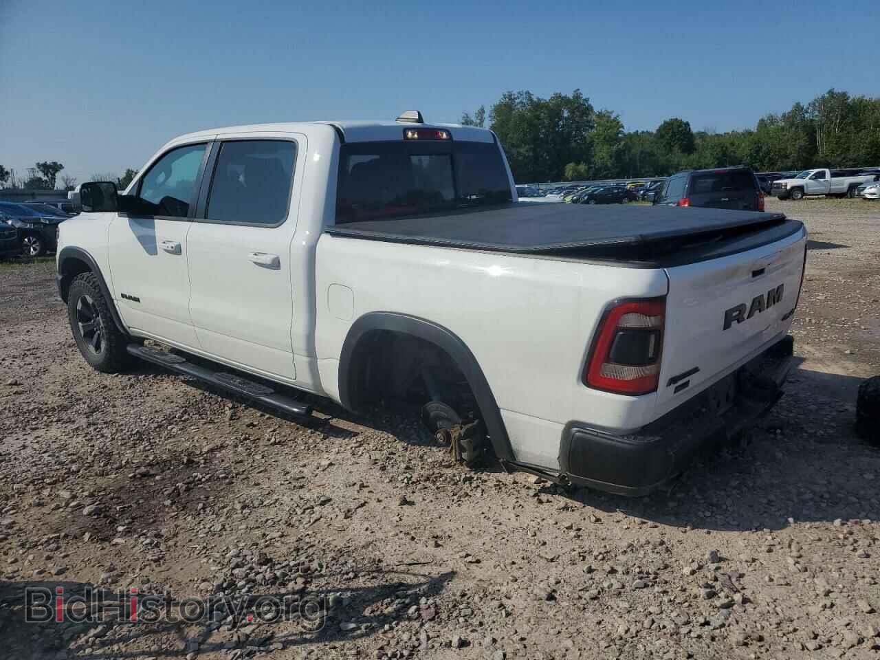 2020 RAM 1500 - VIN: 1C6SRFLT1LN233245 - Photo 2
