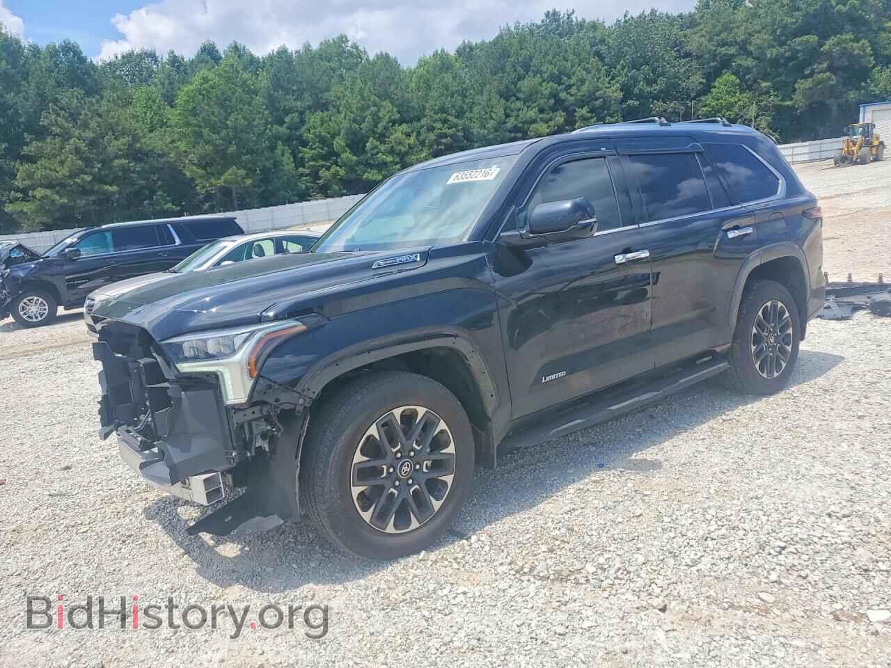 Photo 7SVAAABA1SX060947 - TOYOTA SEQUOIA 2025