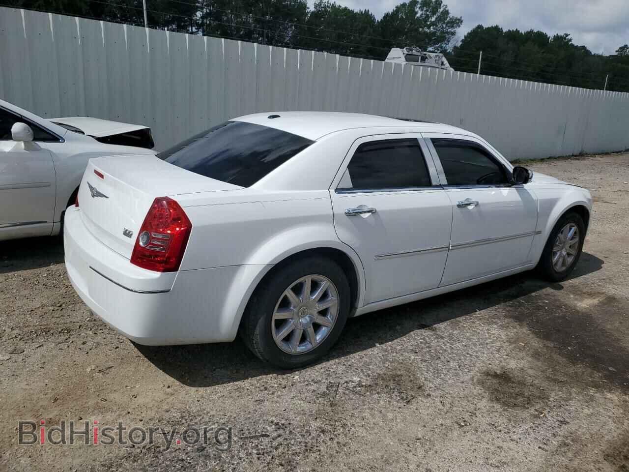 2010 CHRYSLER 300 - VIN: 2C3CA5CV5AH264685 - Фото 3