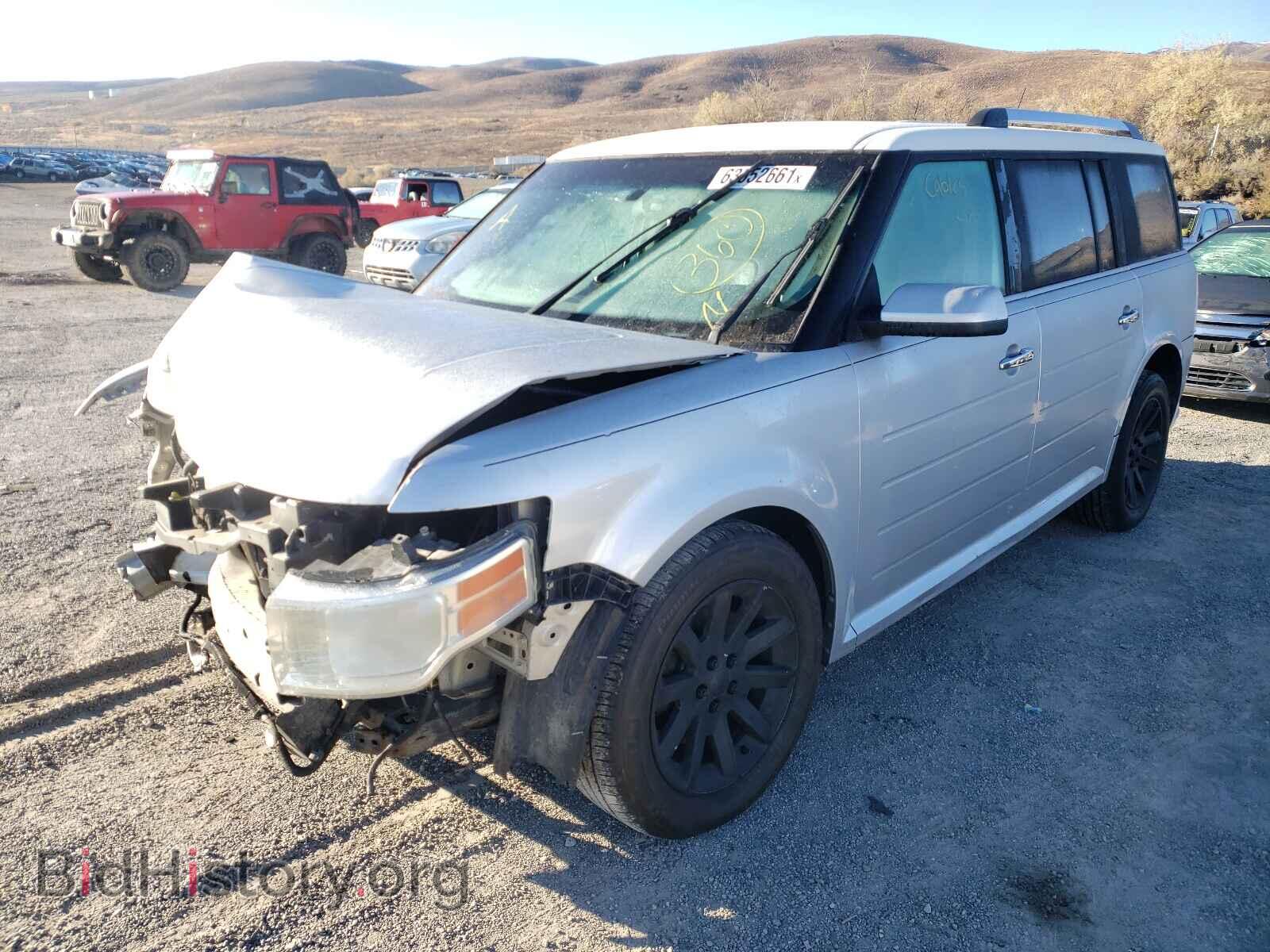 2009 FORD FLEX - VIN: 2FMEK62C79BA32526 - Photo 2