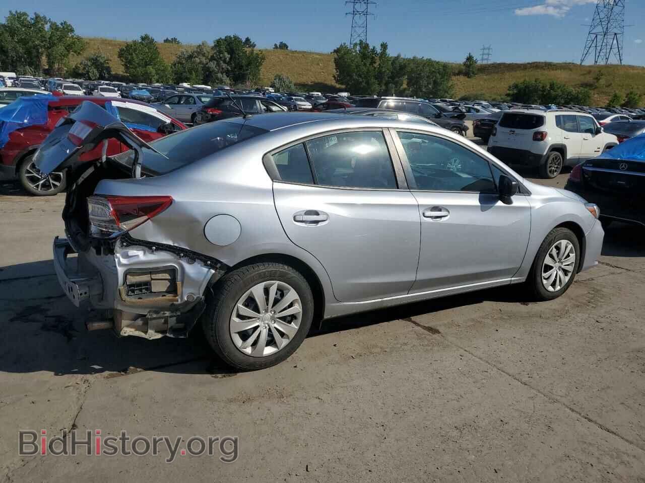 2018 SUBARU IMPREZA - VIN: 4S3GKAA61J3605081 - Фото 3