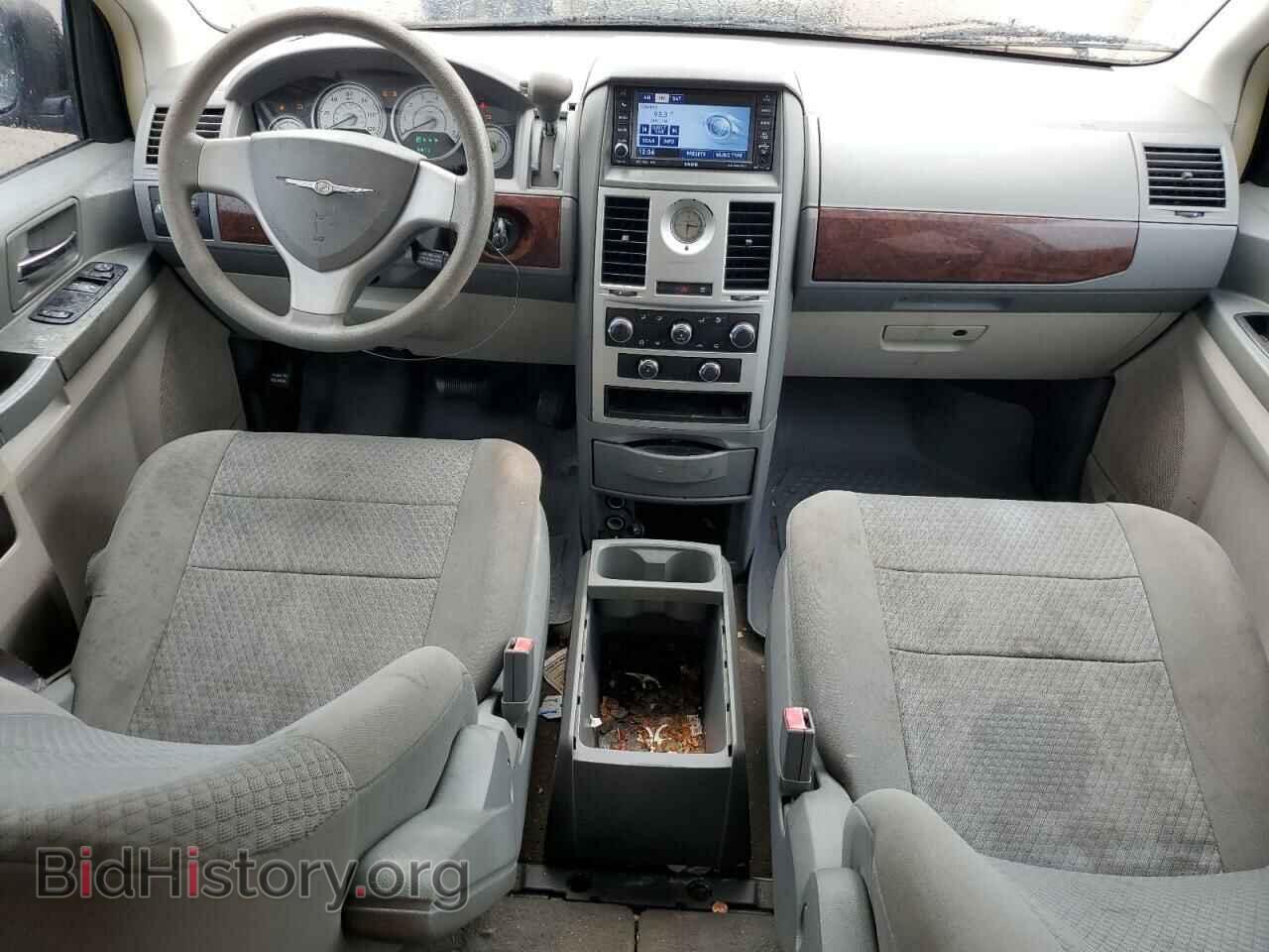 2010 CHRYSLER MINIVAN - VIN: 2A4RR4DE6AR282897 - Фото 8