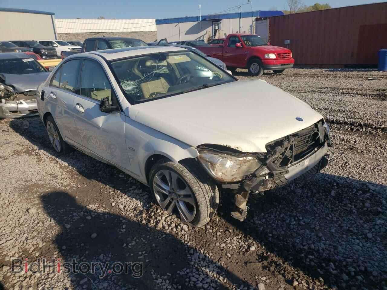 Photo WDDGF4HB2CA601280 - MERCEDES-BENZ C-CLASS 2012
