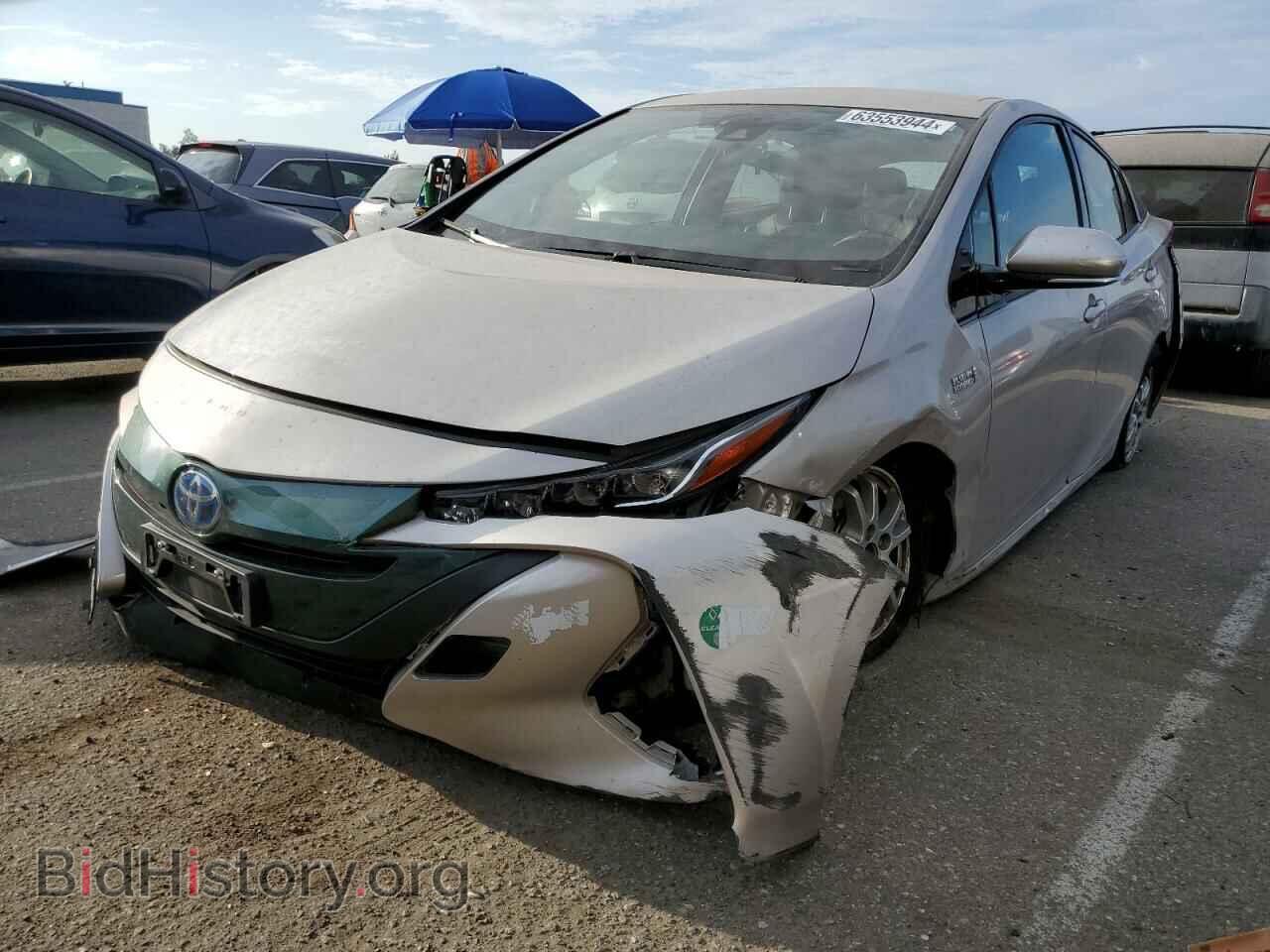 Photo JTDKARFP3H3056670 - TOYOTA PRIUS 2017