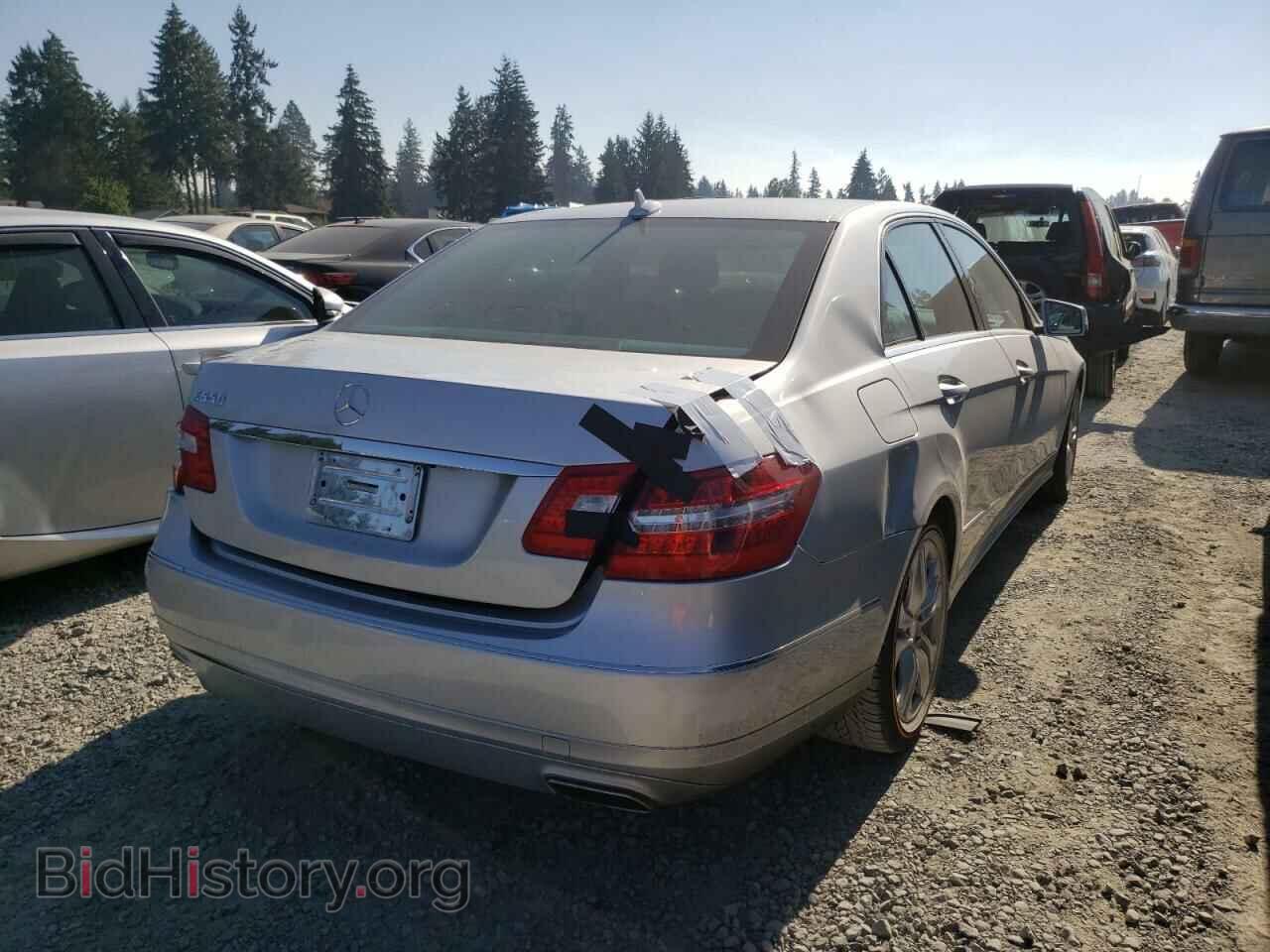 2011 MERCEDES-BENZ E-CLASS - VIN: WDDHF7CB5BA444940 - Фото 4