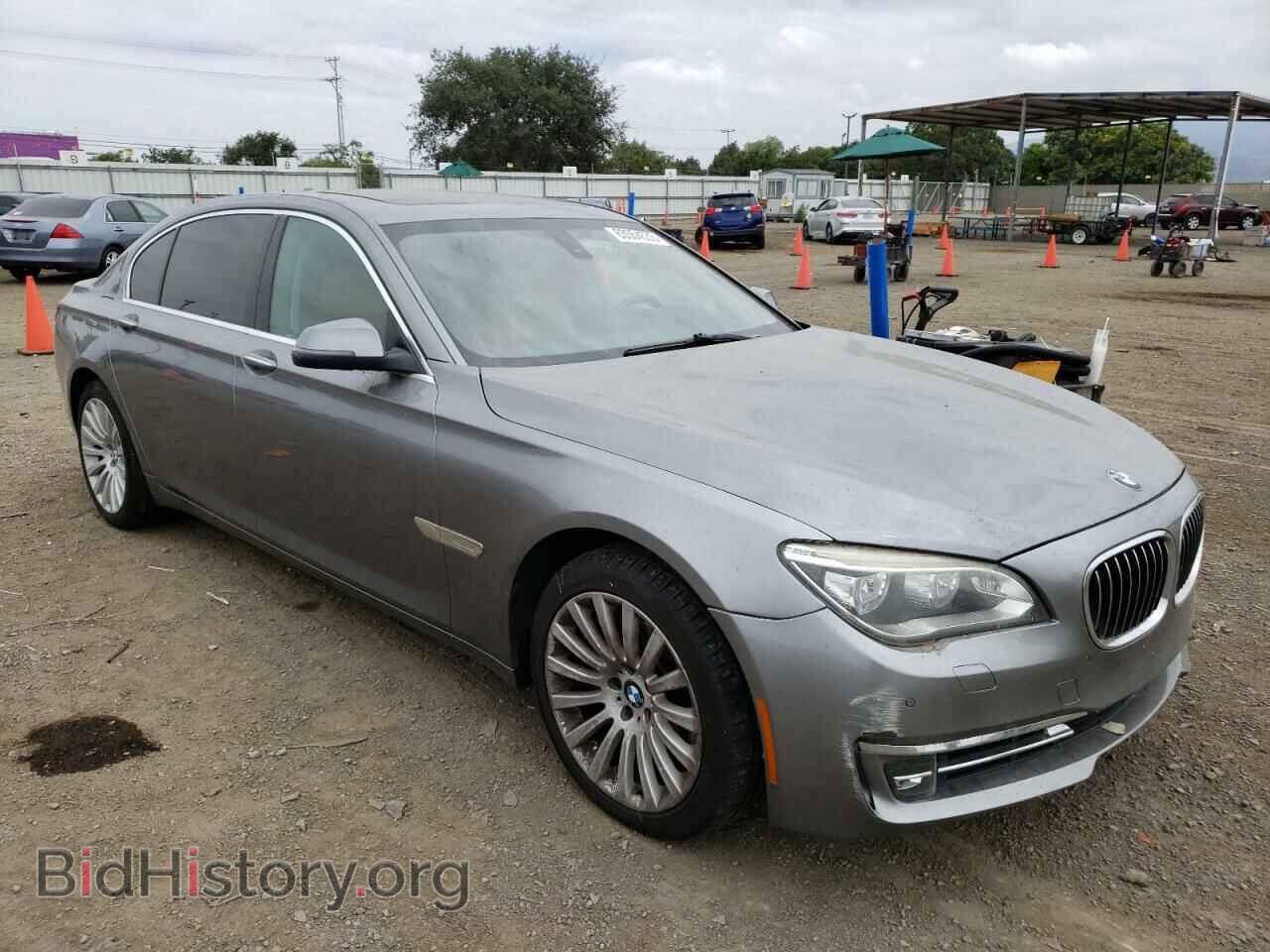 2013 BMW 7 SERIES - VIN: WBAYE4C59DD137033 - Фото 4