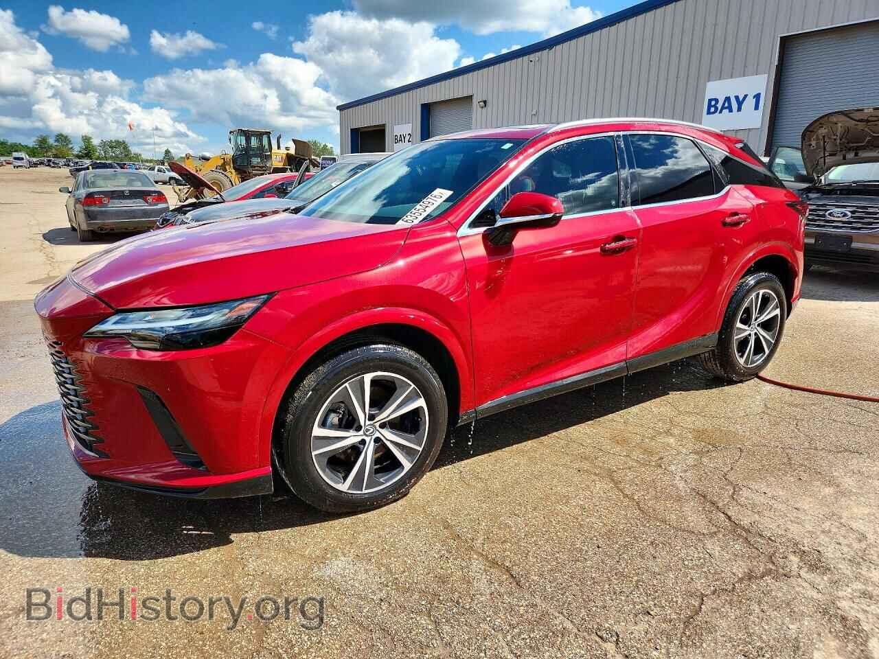 Фотография 2T2BBMCA3RC039923 - LEXUS RX300 2024