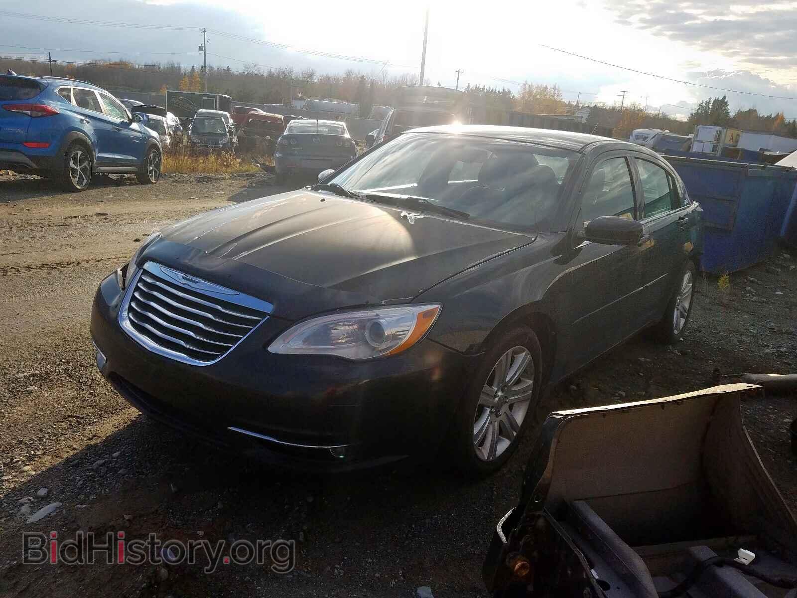2013 CHRYSLER 200 - VIN: 1C3CCBBG9DN623236 - Photo 2