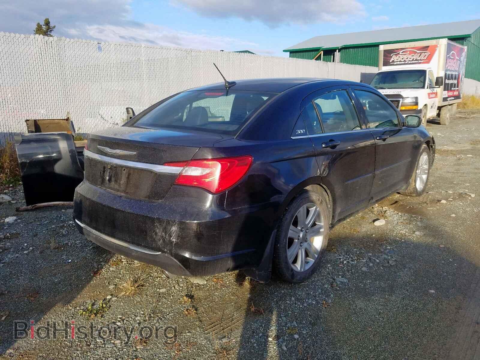 2013 CHRYSLER 200 - VIN: 1C3CCBBG9DN623236 - Photo 4