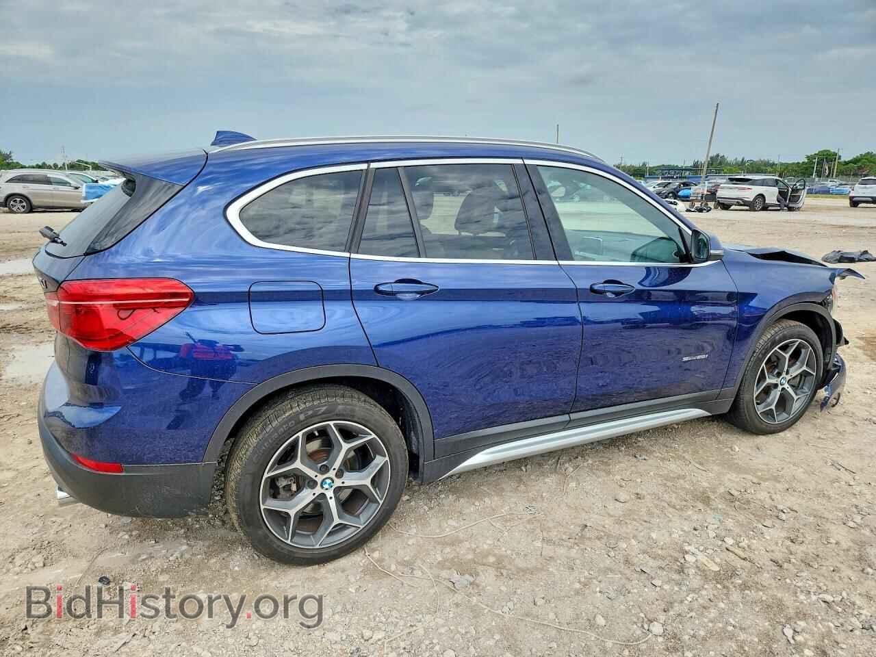2018 BMW X1 - VIN: WBXHU7C36J5H45075 - Фото 3