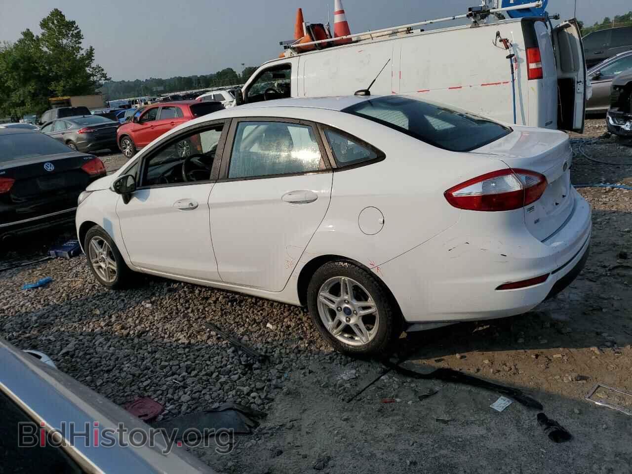 2017 FORD FIESTA - VIN: 3FADP4BJ7HM138093 - Фото 2