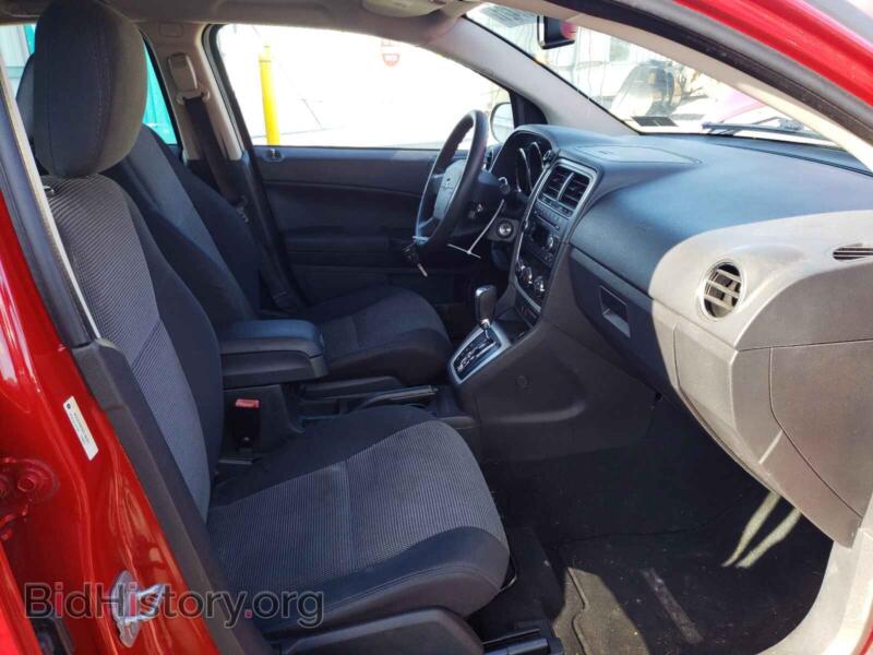 2011 Dodge CALIBER (VIN 1B3CB3HA8BD156354) — фото 5 из 10