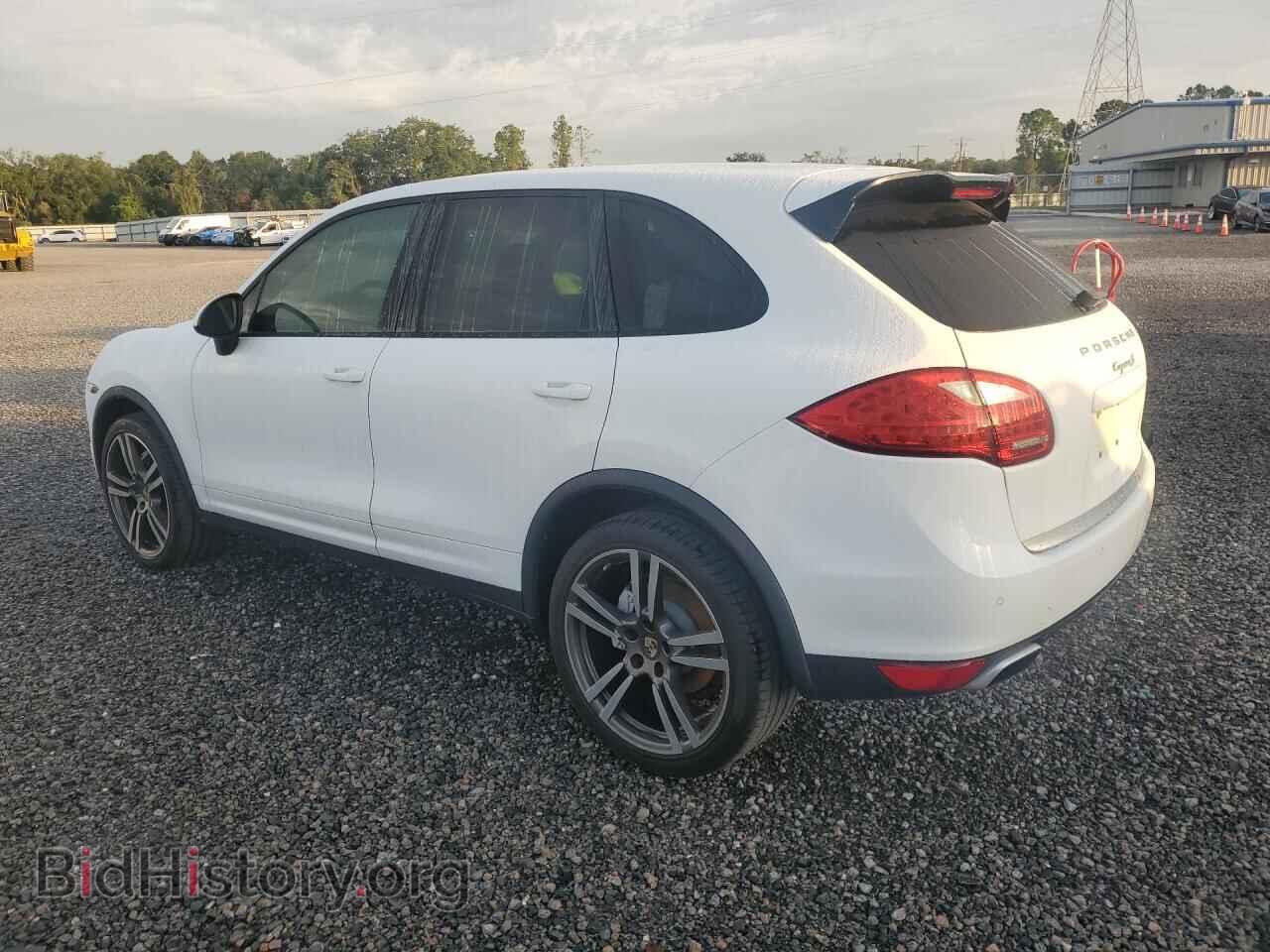 2013 PORSCHE CAYENNE - VIN: WP1AB2A28DLA80029 - Photo 2