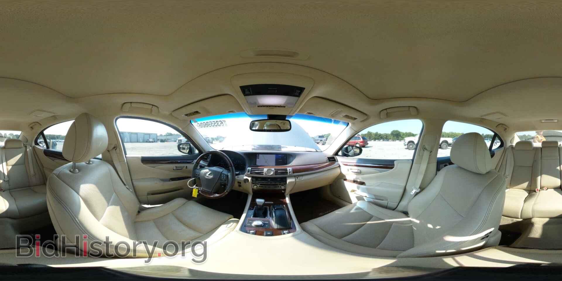 2016 LEXUS LS460 - VIN: JTHGL5EF6G5056486 - Photo 14