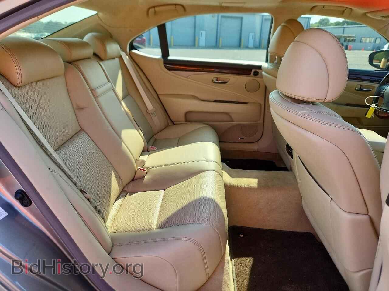 2016 LEXUS LS460 - VIN: JTHGL5EF6G5056486 - Photo 10
